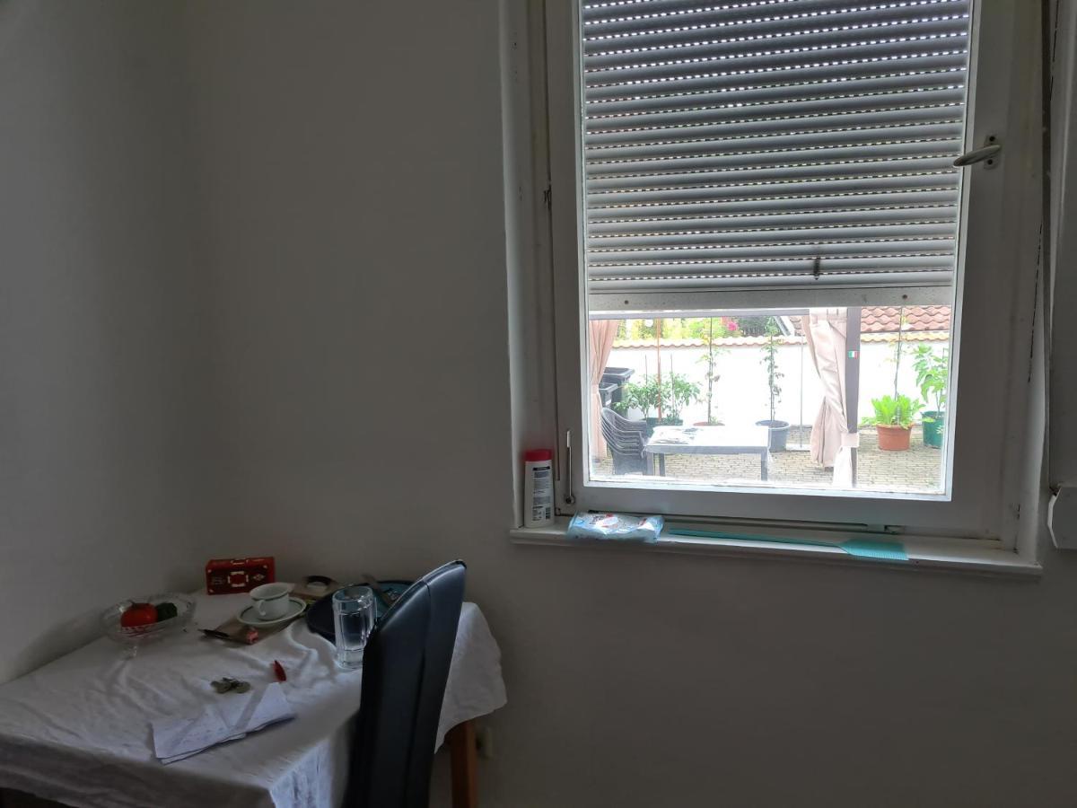 Charmantes Helles Zimmer Zentrumnah Und Naturnah Göppingen Kültér fotó